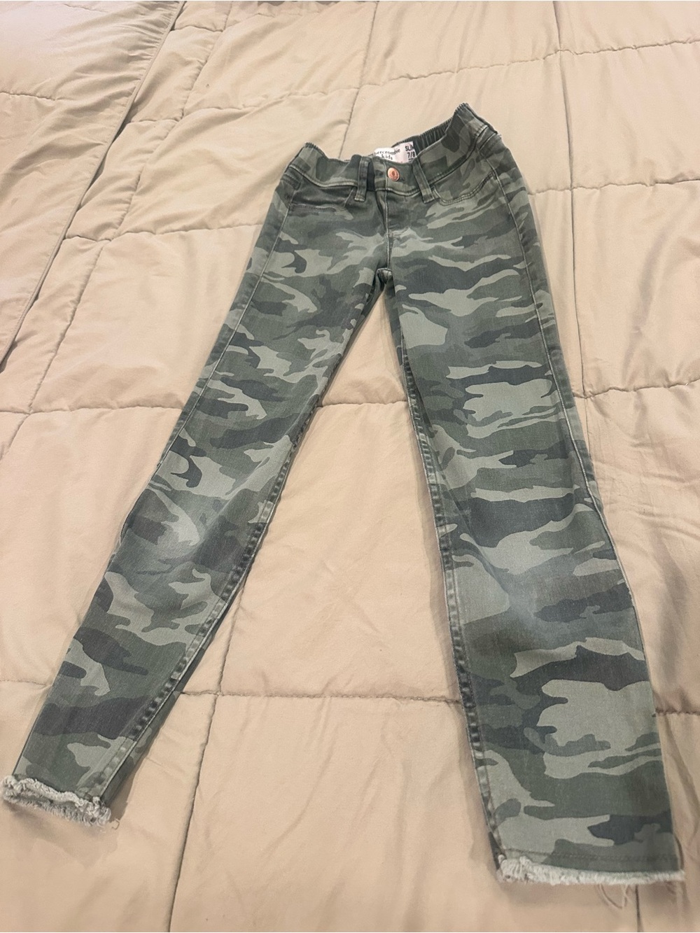abercrombie kids Green Camo Skinny Jeans